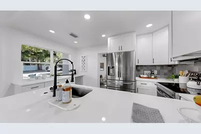 4112 W Lawn Avenue, Tampa, FL 33611 - Photo 33