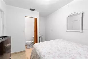2313 E 111th Ave, Tampa, FL 33612 - Photo 29