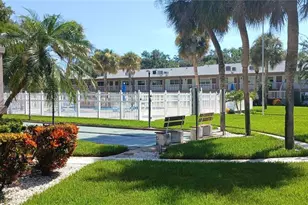 650 Pinellas Point Dr S, Saint Petersburg, FL 33705 - Photo 23