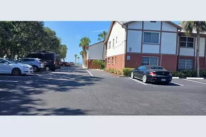650 Pinellas Point Drive S #110, Saint Petersburg, FL 33705 - Photo 3
