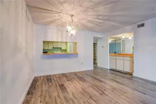 3708 Greenery Ct, Tampa, FL 33618 - Photo 17