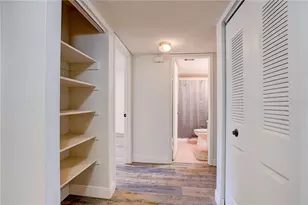 3708 Greenery Ct, Tampa, FL 33618 - Photo 23