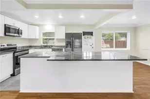 6195 28th Ave N, Saint Petersburg, FL 33710 - Photo 17