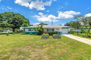 6195 28th Ave N, Saint Petersburg, FL 33710 - Photo 1