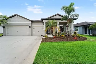 7756 Yale Harbor Dr, Wesley Chapel, FL 33545 - Photo 1