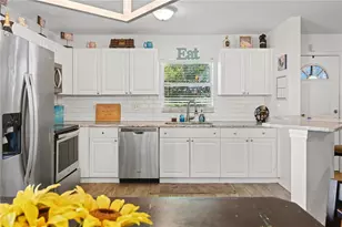 1806 E Curtis St, Tampa, FL 33610 - Photo 9
