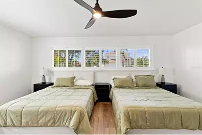 320 Palm Island NE, Clearwater Beach, FL 33767 - Photo 15