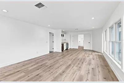 461 Palm Island NE, Clearwater Beach, FL 33767 - Photo 35