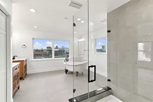 461 Palm Island NE, Clearwater Beach, FL 33767 - Photo 37