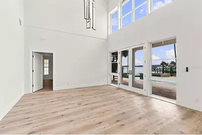 461 Palm Island NE, Clearwater Beach, FL 33767 - Photo 9