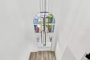 461 Palm Island NE, Clearwater Beach, FL 33767 - Photo 25
