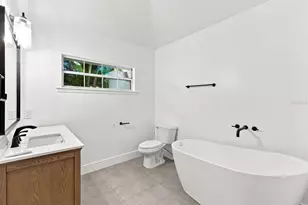 461 Palm Island NE, Clearwater Beach, FL 33767 - Photo 15