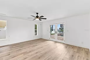 461 Palm Island NE, Clearwater Beach, FL 33767 - Photo 11