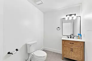 461 Palm Island NE, Clearwater Beach, FL 33767 - Photo 7