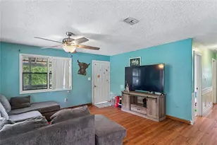 25141 Kibler Ln, Brooksville, FL 34601 - Photo 9