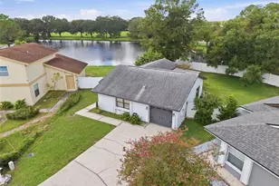10816 Fairfield Village Dr, Tampa, FL 33624 - Photo 25