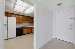 675 S Gulfview Blvd, Clearwater Beach, FL 33767 - Photo 11