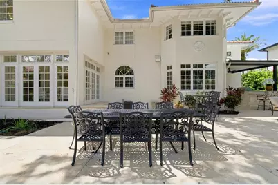 4537 W Swann Avenue, Tampa, FL 33609 - Photo 55
