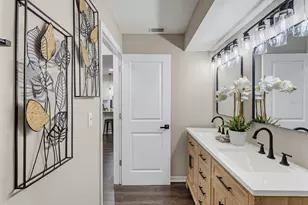 8275 Dora St, Spring Hill, FL 34608 - Photo 21