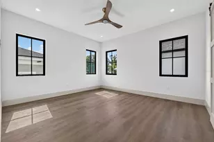 142 22nd Ave N, Saint Petersburg, FL 33704 - Photo 45