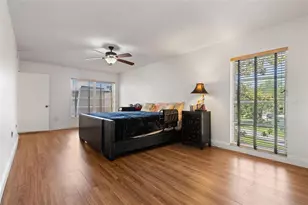 225 Country Club Dr, Largo, FL 33771 - Photo 31
