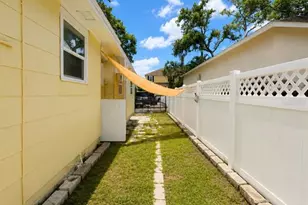 217 50th Terrace N, Saint Petersburg, FL 33703 - Photo 27