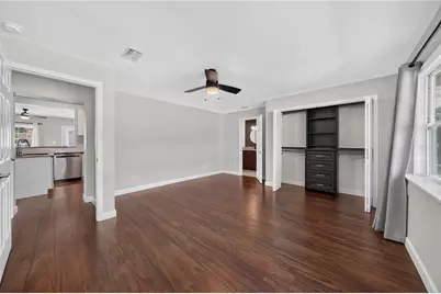 3906 W Bay Vista Avenue, Tampa, FL 33611 - Photo 17