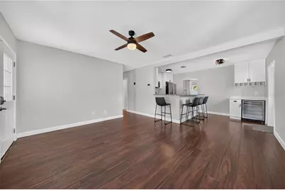 3906 W Bay Vista Avenue, Tampa, FL 33611 - Photo 9