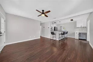 3906 W Bay Vista Ave, Tampa, FL 33611 - Photo 9
