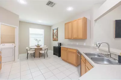 1615 Bonita Bluff Court, Ruskin, FL 33570 - Photo 11