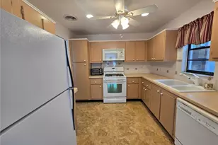 7941 58th Ave N, Saint Petersburg, FL 33709 - Photo 31