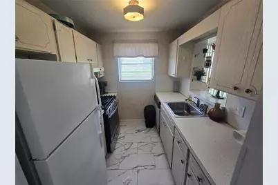 5750 80th Street N #B206, Saint Petersburg, FL 33709 - Photo 29