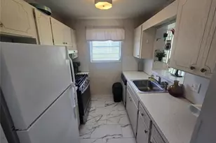 5750 80th Street N, Saint Petersburg, FL 33709 - Photo 29