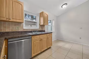 5910 Button Quail Ct, Tampa, FL 33624 - Photo 7