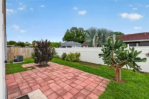 5910 Button Quail Ct, Tampa, FL 33624 - Photo 17