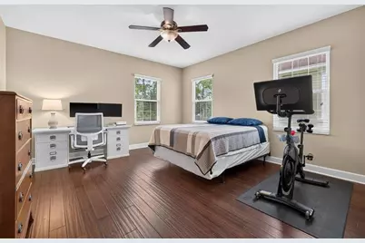 217 49th Avenue N, Saint Petersburg, FL 33703 - Photo 25