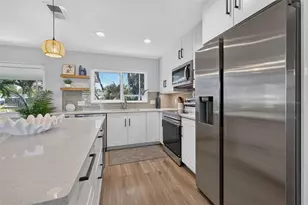 1472 47th Ave NE, Saint Petersburg, FL 33703 - Photo 19