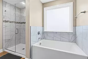 10007 Dolphin Gull Cir, Thonotosassa, FL 33592 - Photo 19