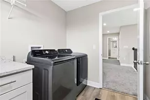 10007 Dolphin Gull Cir, Thonotosassa, FL 33592 - Photo 19