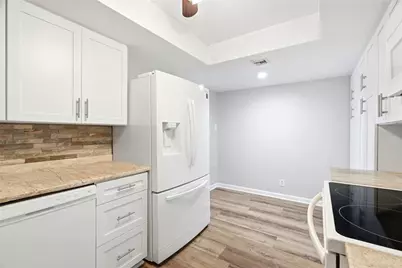 220 Belleview Boulevard #207, Belleair, FL 33756 - Photo 17