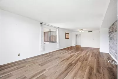 220 Belleview Boulevard #207, Belleair, FL 33756 - Photo 11