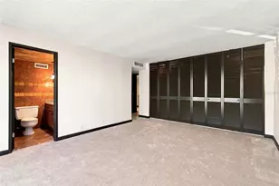 5700 Mariner St, Tampa, FL 33609 - Photo 35
