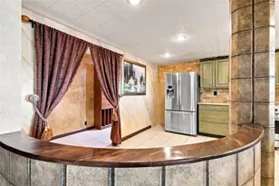5700 Mariner St, Tampa, FL 33609 - Photo 5