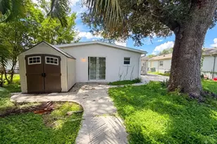 2119 W Henry Ave, Tampa, FL 33603 - Photo 19