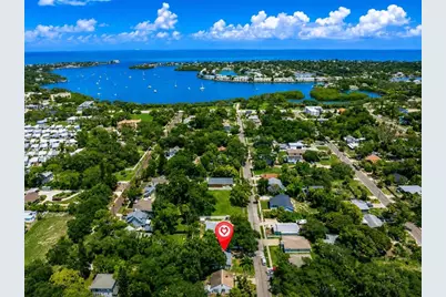 791 35th Avenue S, Saint Petersburg, FL 33705 - Photo 5