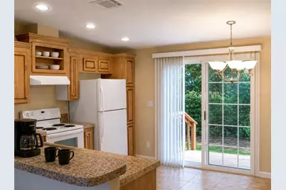 791 35th Avenue S, Saint Petersburg, FL 33705 - Photo 11