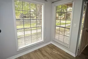 8649 Fancy Finch Dr, Tampa, FL 33614 - Photo 23