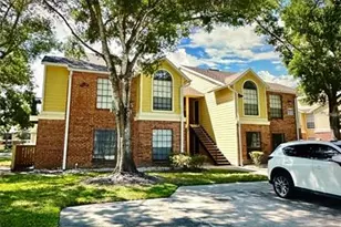 8649 Fancy Finch Dr, Tampa, FL 33614 - Photo 3