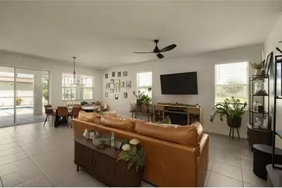 13301 Waterleaf Garden Circle, Riverview, FL 33579 - Photo 11