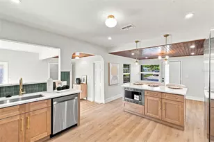 7326 11th Ave N, Saint Petersburg, FL 33710 - Photo 9